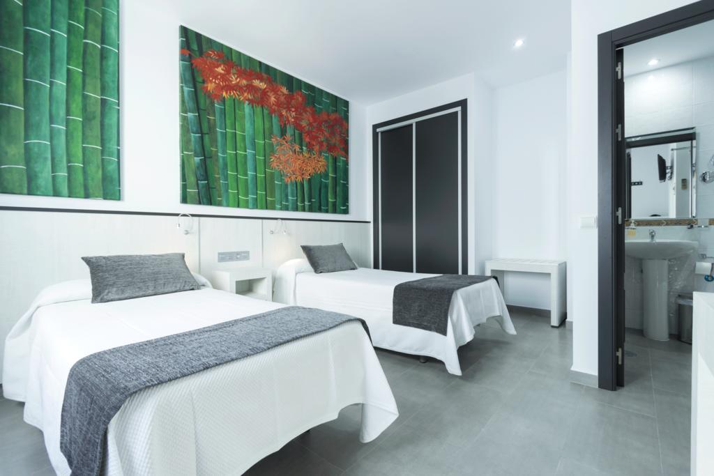 Hostal El Yunque Conil De La Frontera Kamer foto
